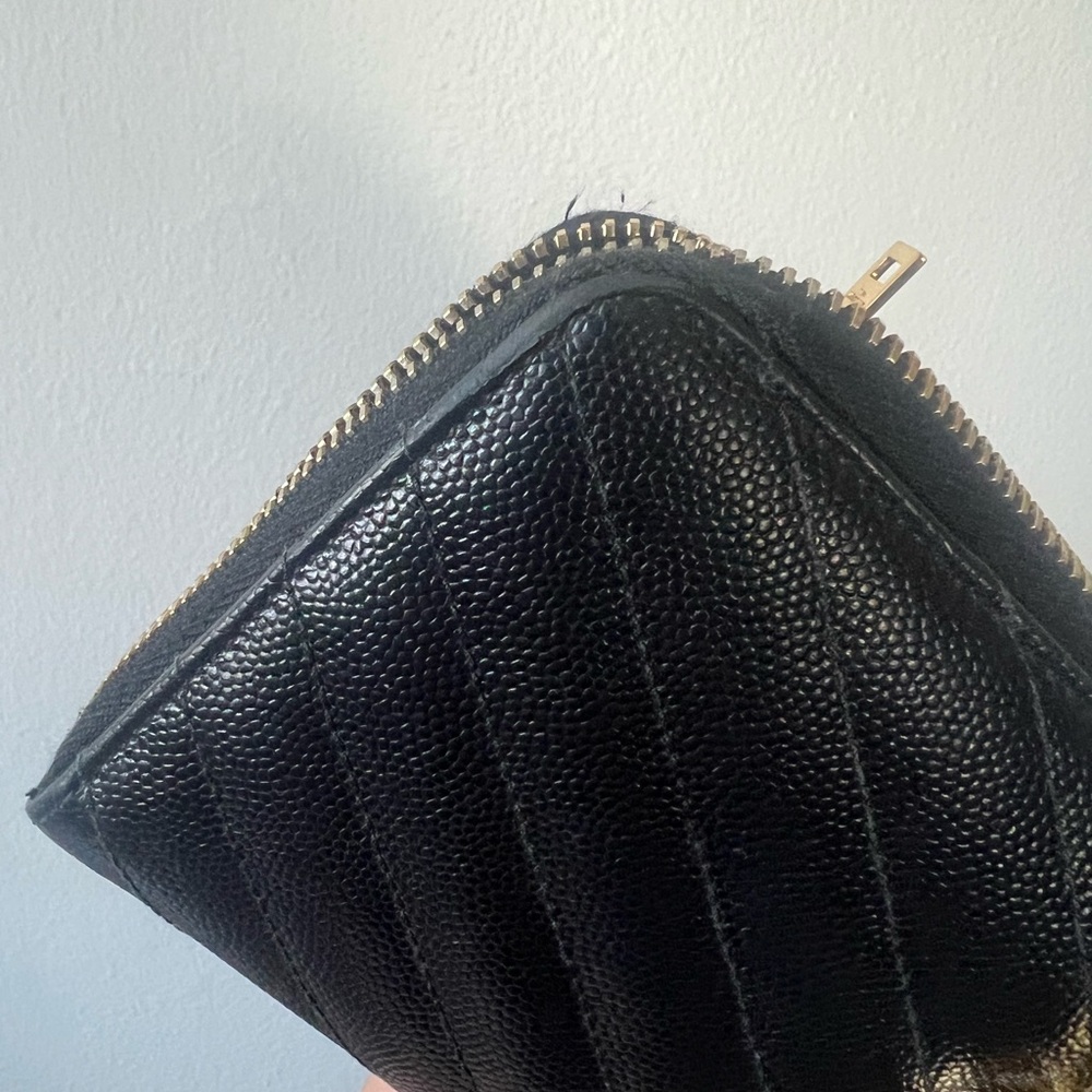 Saint Laurent YSL logo Cassandra Long Zip Wallet Black And Gold - Picture 7 of 12